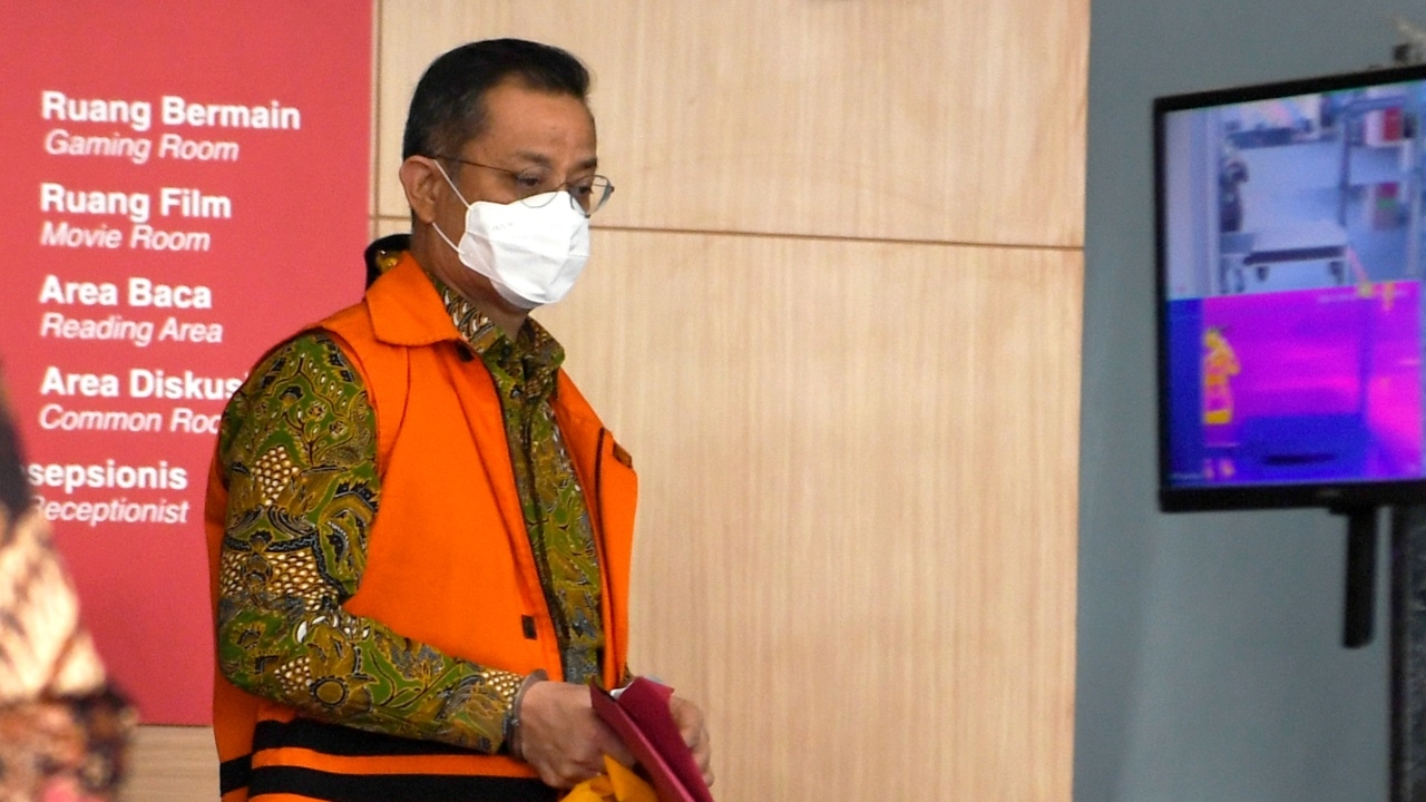 อดีตรมว.อินโดฯ รับกรรม โดนจำคุก 12 ปี รับสินบนโครงการช่วยเหลือโควิด