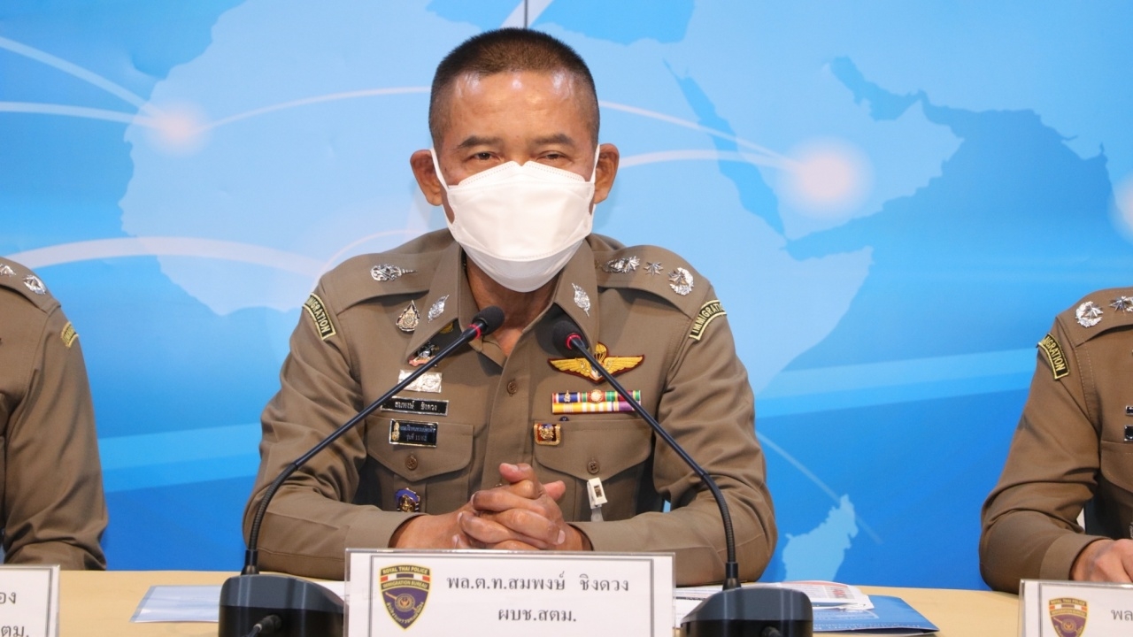 ผบช.สตม.กำชับเข้มทุกด่าน ช่องทางธรรมชาติ ป้องกันผู้กำกับโจ้หนีออกนอกประเทศ