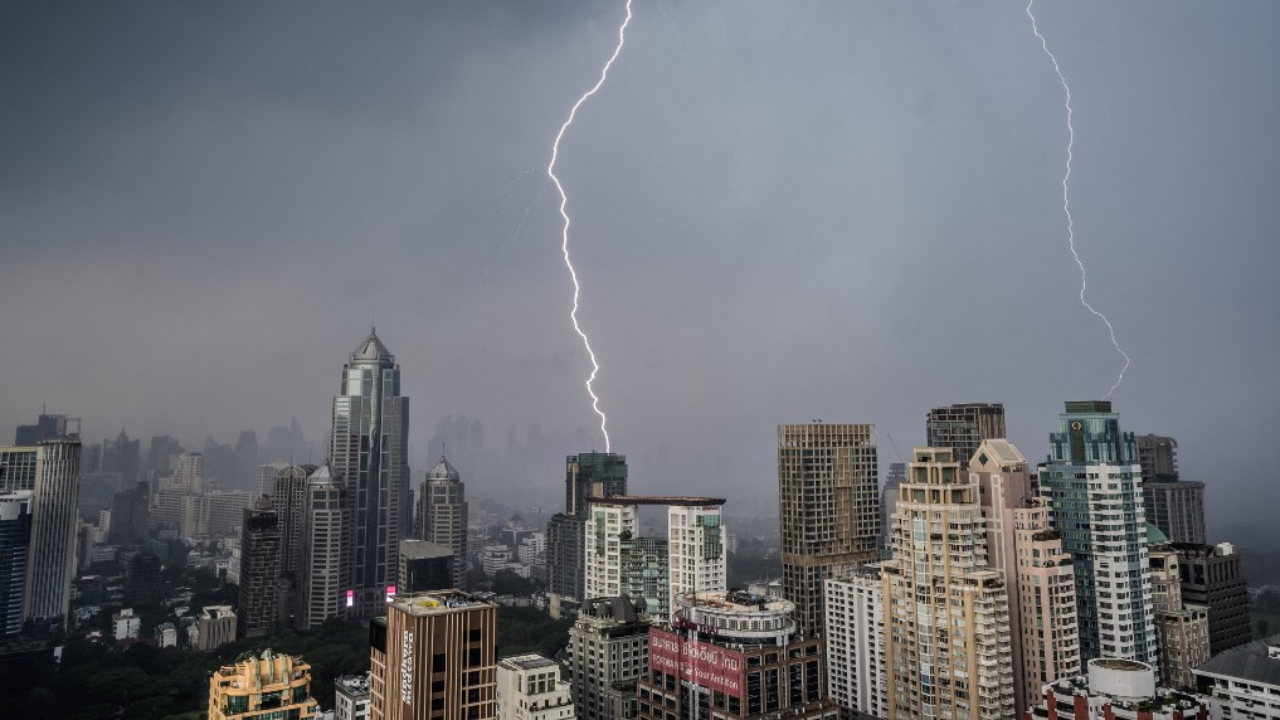 สภาพอากาศวันนี้ มรสุมกำลังแรงขึ้น ไทยมีฝนเพิ่ม ตกหนักบางแห่ง