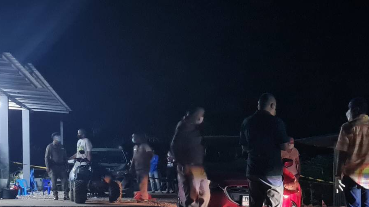 นัดเคลียร์ไม่จบ ช่างรับเหมาปืนดุ รัวหมดแม็ก-อีกฝ่ายเป็นศพ ไม่ทันได้สู้