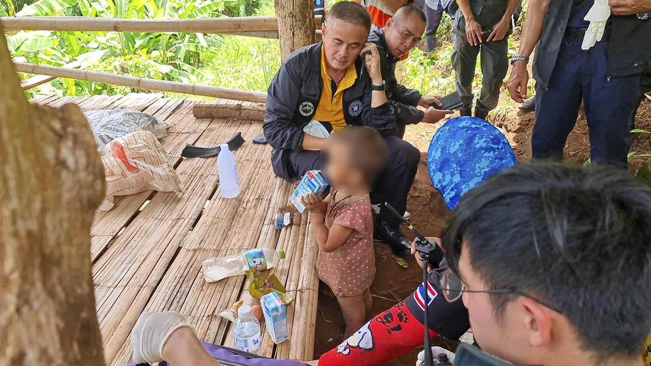 น้องจีน่า 3 วัน นม 2 กล่อง รอดปาฏิหาริย์ ตร.รีดสอบ “อาผะ” ซัดทอดมั่ว! (คลิป)