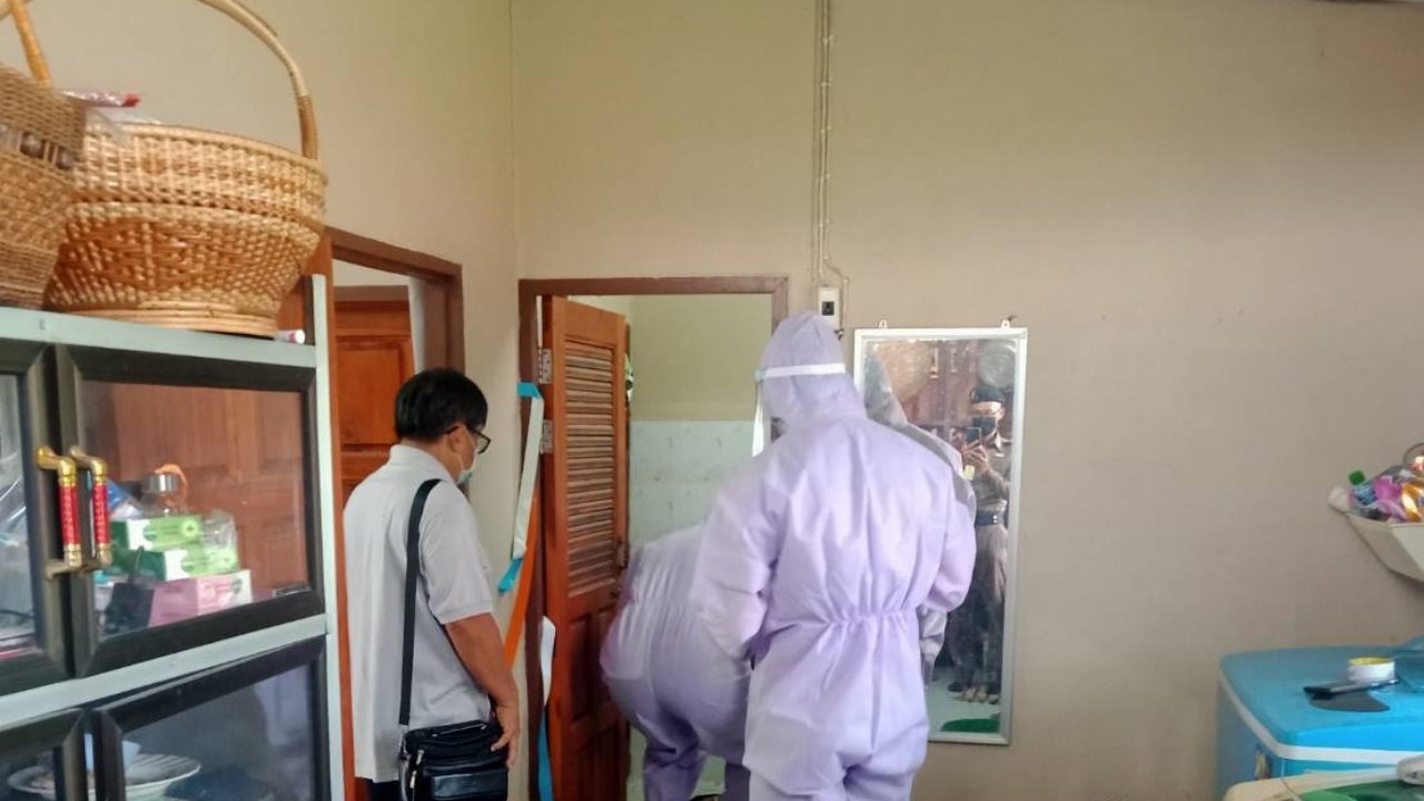 เศร้า ปธ.แม่บ้านที่เชียงราย รับวัคซีนเข็ม 2 ไม่ครบ 48 ชม.วูบดับคาห้องน้ำ