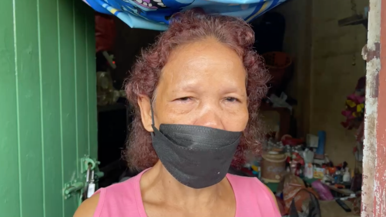 ลุงวัย 68 กินข้าวกับเป็ดพะโล้ กระดูกติดคอ ลงไปชักดับคาชามข้าว