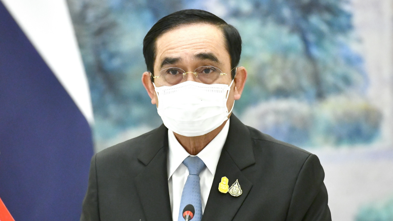 บิ๊กตู่ ย้ำแม้ผ่อนคลายยังต้องเข้มมาตรการโควิด สั่งช่วยพื้นที่เสี่ยงน้ำท่วม