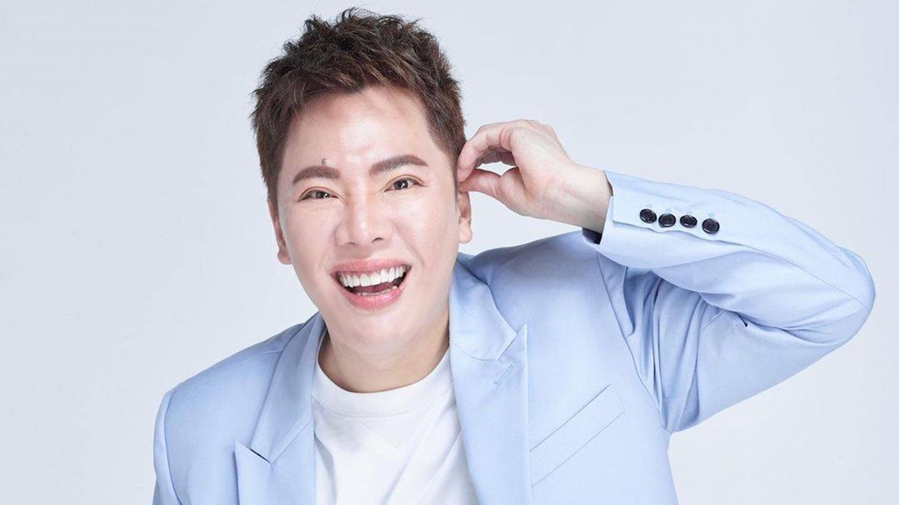 มดดำ ขอบคุณของขวัญวันเกิดจาก หนุ่ม กรรชัย แต่อีกคนให้กลับปฏิเสธ (คลิป)
