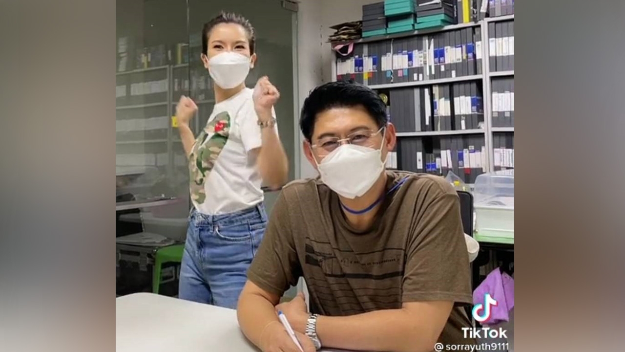 สรยุทธ-ไบรท์ อัดคลิปฮาวิวทะลุล้าน เลียนแบบลูกสาวโชว์แดนซ์ แม่หน้านิ่ง