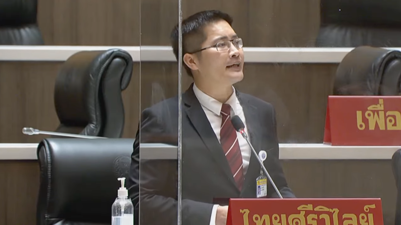 “มงคลกิตติ์” อัด “บิ๊กตู่” นายกฯ เกรด D คำเสียดสีเพียบ เจอประท้วงวุ่น (คลิป)