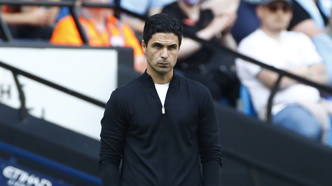 มาแรงสุดขีด อดีตกุนซือลิเวอร์พูล ผงาดเต็ง 1 คุมทัพ อาร์เซนอล แทนอาร์เตตา