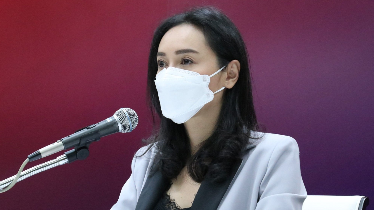 เพื่อไทย จ่อเรียกประชุมพรุ่งนี้ พิจารณาความผิด ส.ส.โหวตสวนมติพรรค