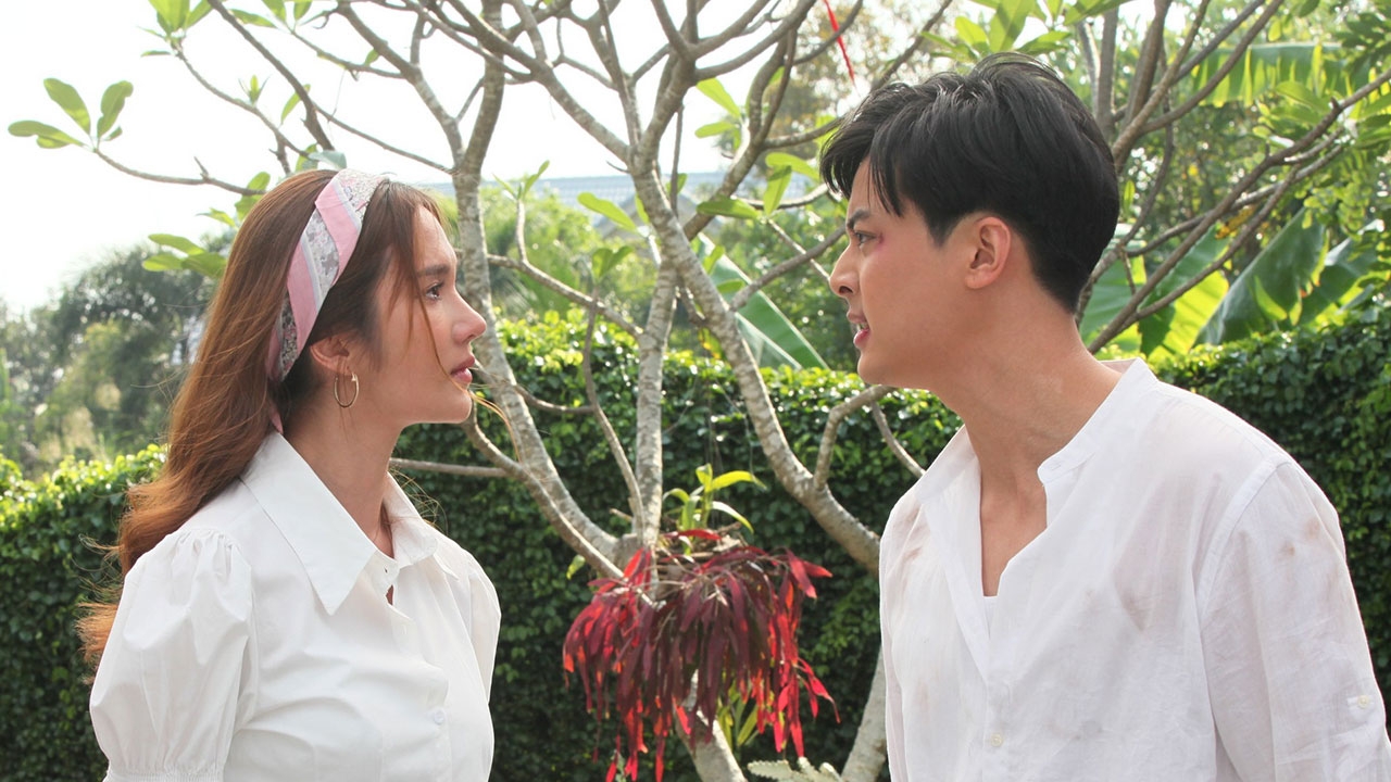 ถึงจุดแตกหัก “เนย” ระเบิดอารมณ์โกรธใส่ “บลิว” หลอกให้ไว้ใจ ใน "เกาะรัก กลหัวใจ"
