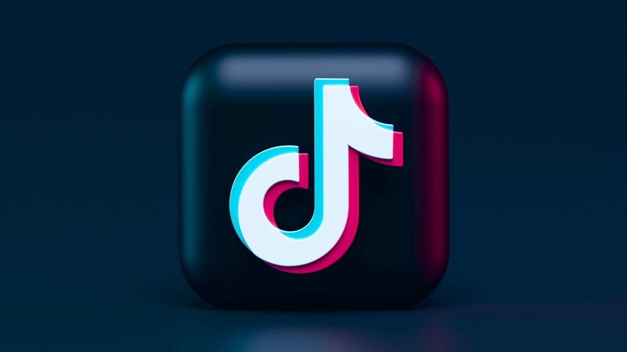 ยอดการรับชมเฉลี่ยบน TikTok แซงหน้า YouTube แล้ว ในสหราชอาณาจักรและสหรัฐอเมริกา