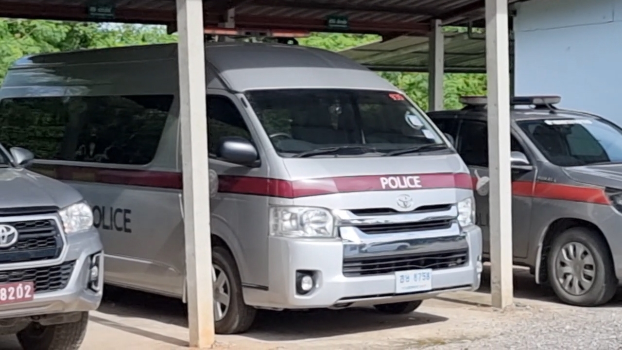 ผกก.ละแม แจงใช้รถตู้ตำรวจไปหมั้นสาว ไม่ผิดระเบียบ ชาวบ้านก็ขอใช้ได้