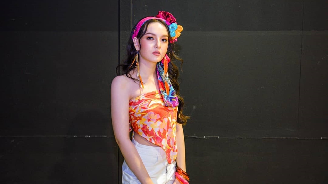 เปิดวาร์ปลูกสาวตลก สวยไม่เบา บอล เชิญยิ้ม เตรียมดันเข้าวงการ