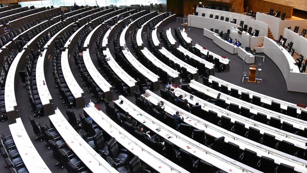 แยกกันคือจุดจบระบบสภา