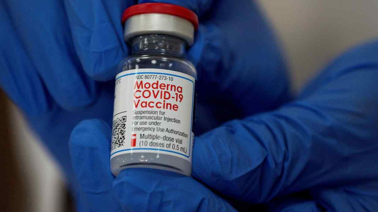 รู้จัก “วัคซีนโมเดอร์นา (Moderna)” และผลข้างเคียงที่พบบ่อย