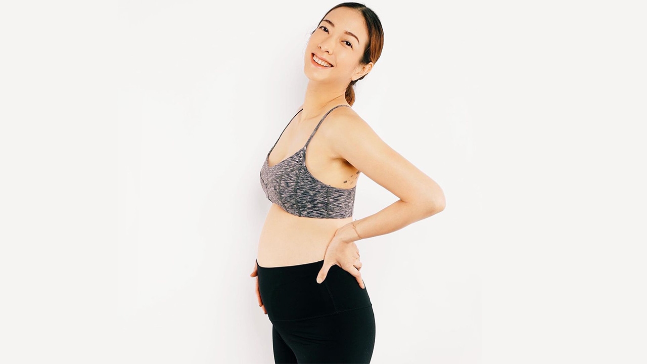 แป้ง อรจิรา อวดภาพตั้งท้อง 6 เดือน พร้อมรูปคู่สุดน่ารักกับลูกสาว