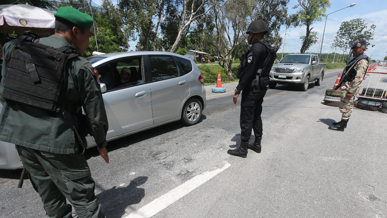 ครม. ขยายเวลาประกาศ พ.ร.ก.ฉุกเฉิน 3 จังหวัดชายแดนใต้ต่ออีก 3 เดือน