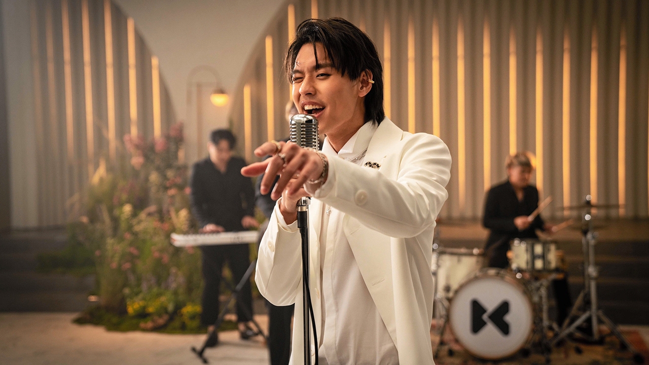 “Billkin” ปล่อยเพลง “I ไม่ O (IXO)” แปลงร่างเป็น 5 คาแรกเตอร์ใน MV