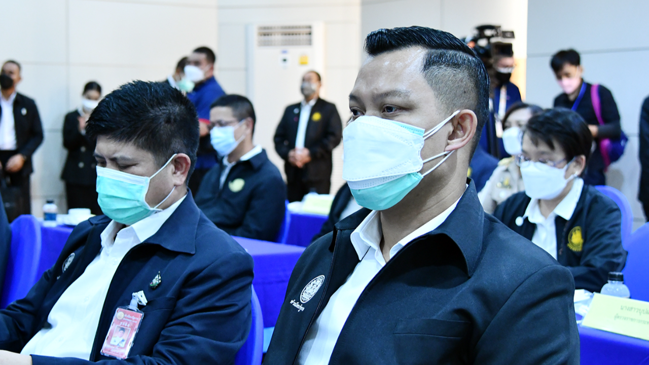 “ธนกร” เตือนประชาชนอย่าร่วมม็อบ หวั่นเกิดโควิดคลัสเตอร์ใหม่ ซ้ำผิดกฎหมาย