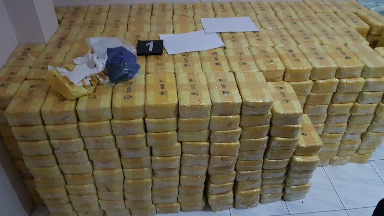 ปส.ทลายยานรกลอตใหญ่ ยาบ้ากว่า 7 ล้านเม็ด ไอซ์ 300 กิโล ซุกบ้านเช่าอยุธยา