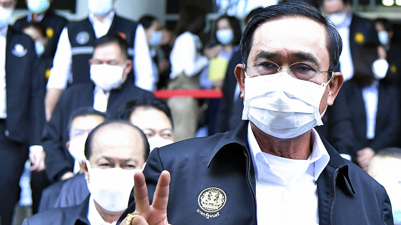 รัฐนาวาบิ๊กตู่ โคลงเคลง รอยร้าวพลังประชารัฐ ร้อนระอุ สะเทือนองคาพยพ