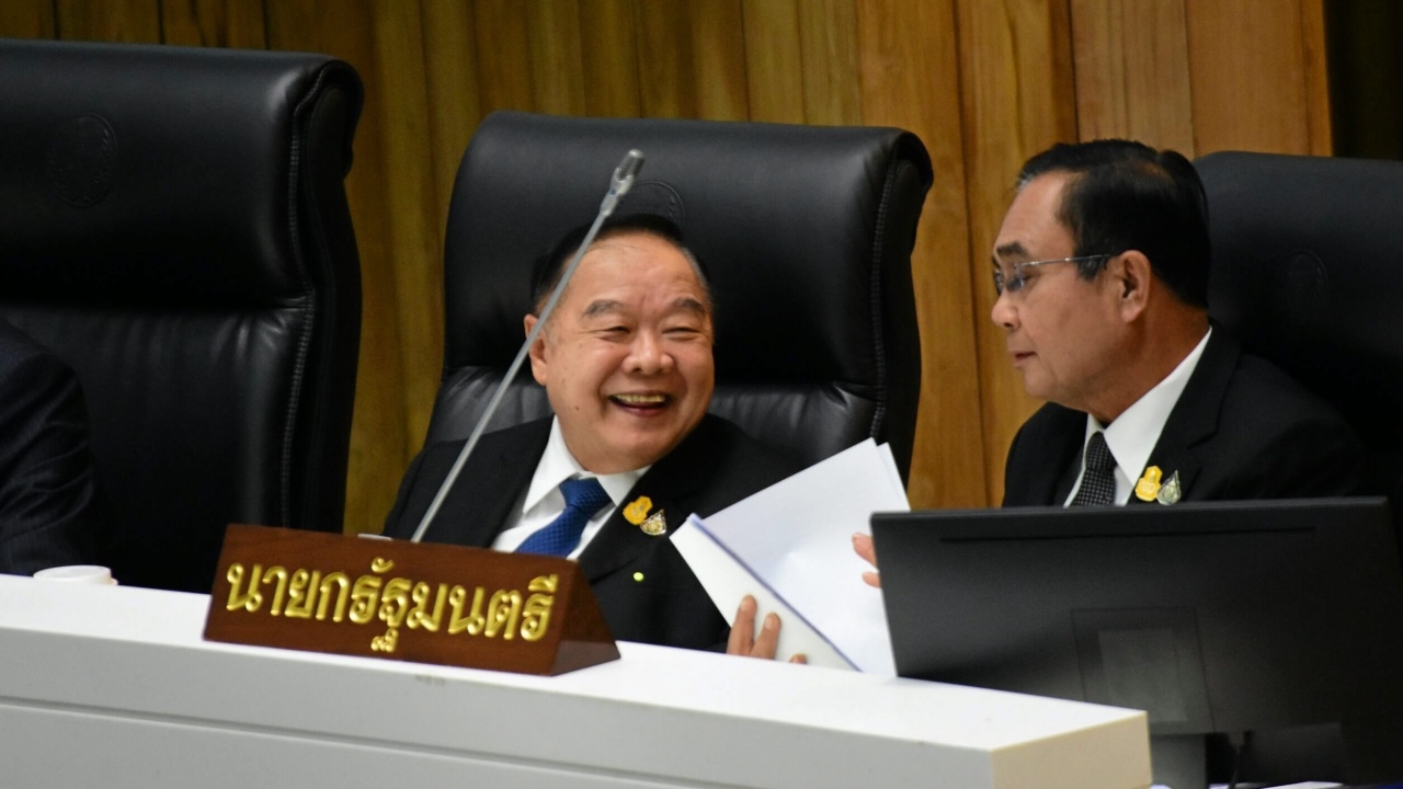 "บิ๊กป้อม" เปิดใจเคลียร์ "บิ๊กตู่" ยันไม่น้อยใจ ไม่แตกแยก ไม่ลาออก