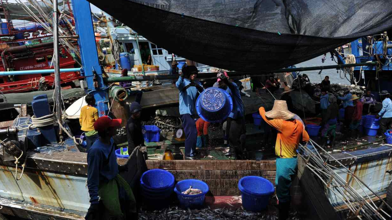 ฉีดวัคซีนโควิดต่างด้าว 2564/2021 ลงทะเบียนได้ที่ไหนบ้าง