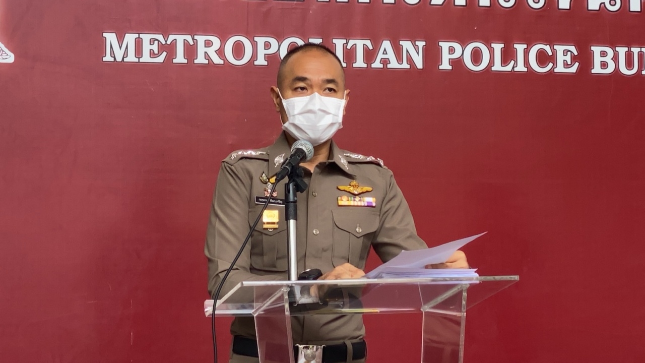 เตือนเฟกนิวส์ ตำรวจบุกค้นห้องชายวัย 20 ไร้หมาย ยึดมือถือตรวจสอบข้อมูล