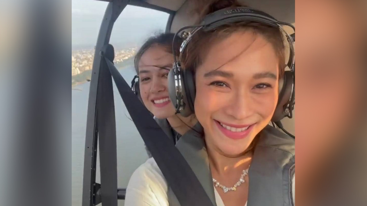 พลอย เฌอมาลย์ ควง คลอดีน นั่งเฮลิคอปเตอร์ชมวิวนิวยอร์กฉลองวันเกิด (คลิป)