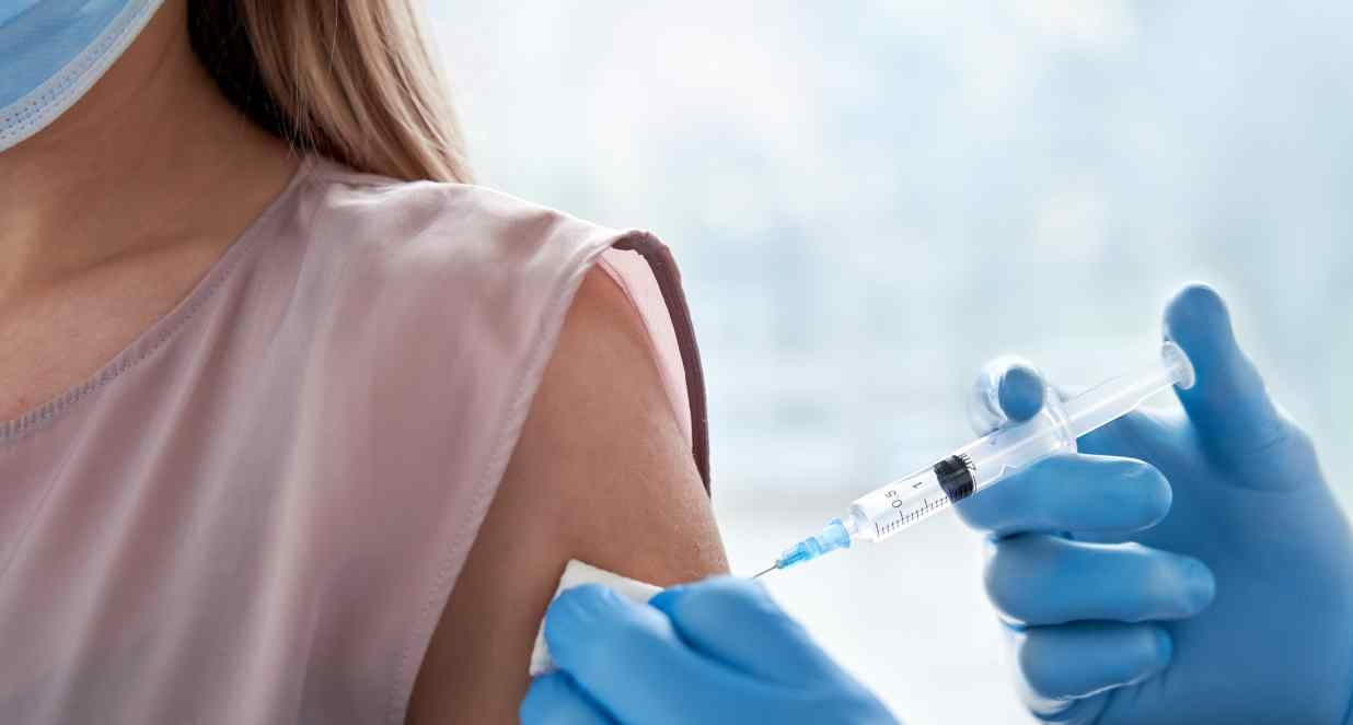 การเดินทางไปฉีดวัคซีนโควิดสถานเสาวภา สภากาชาดไทย