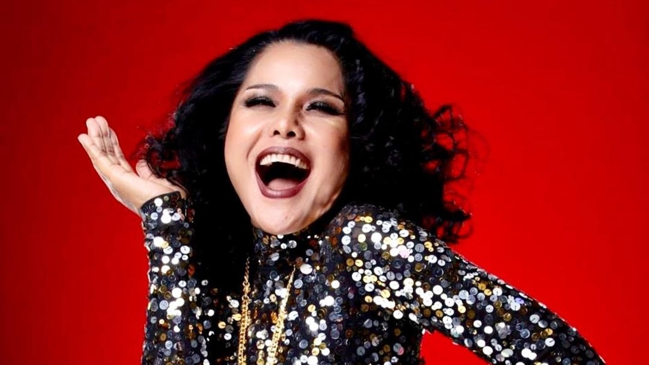 เจเน็ต เขียว ปล่อยเพลงแปลงทน (รอฉีด) ถูกใจชาวเน็ตแห่คอมเมนต์รัวๆ (คลิป)