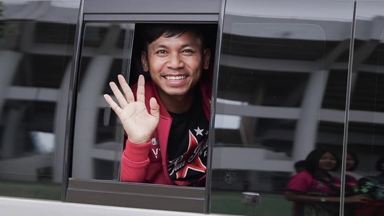 คิง ก่อนบ่าย โอนเงินช่วยเหลือคนเดือดร้อน แต่โดนดราม่าอุดหนุนนายทุน 