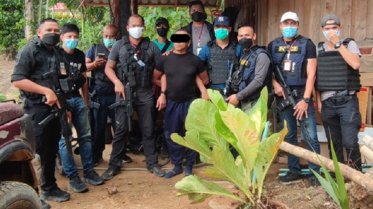 สืบภาค 8 รวบ "หมู ปลายพระยา" มือปืนหนีหมายจับ 2 จังหวัด ค่าหัว 1 แสน