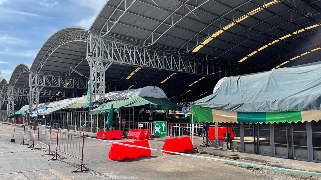 ปทุมธานี ผวา คลัสเตอร์โรงงานแปรรูปเนื้อไก่ ติดโควิด 200 ราย ตาย 5