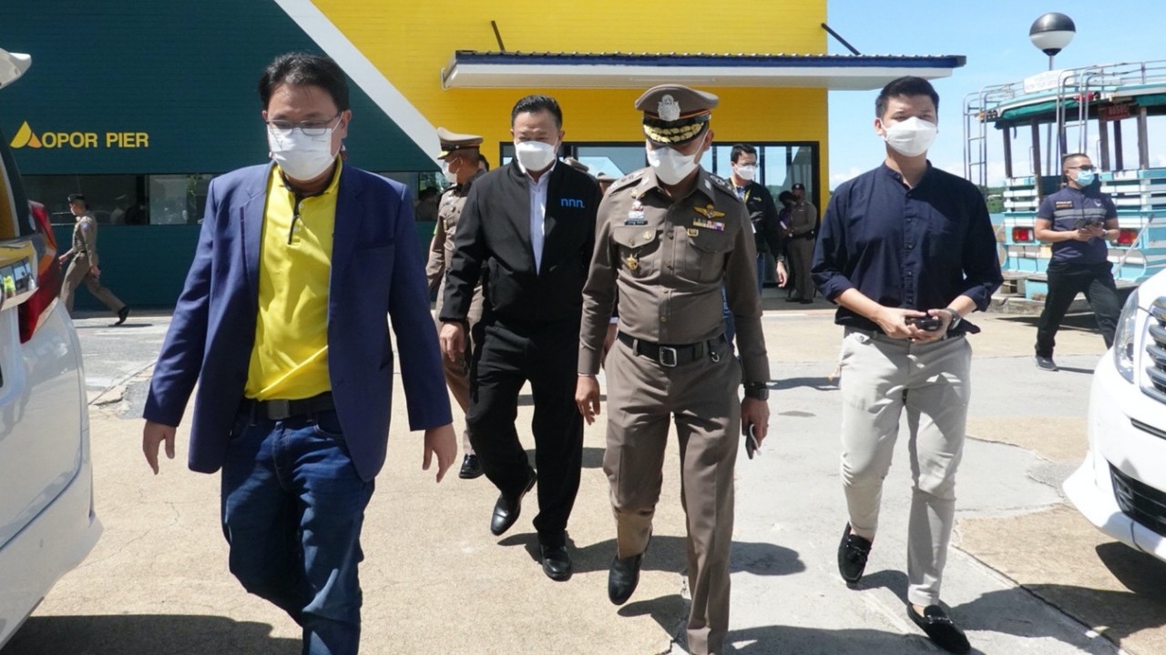 บิ๊กโจ๊ก ตรวจภูเก็ตแซนด์บ็อกซ์ รับฟังปัญหารายงาน ผบ.ระดับสูงและหาทางแก้
