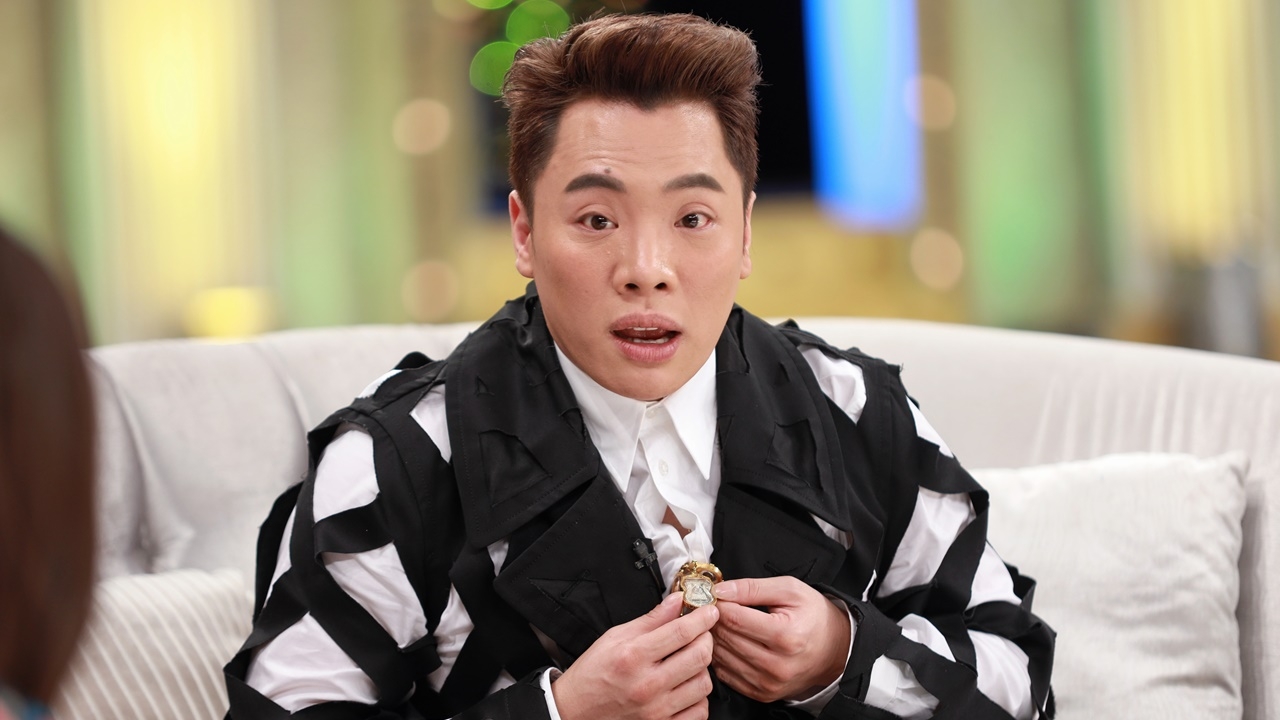 มดดำ โพสต์ถามจะซื้อเรือดำน้ำไปทำไม คนติดโควิดหลักหมื่น คนตายหลักร้อย