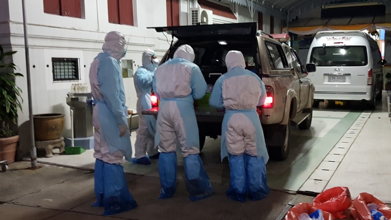 เทศกิจเขตพระนคร แจงเก็บศพผู้เสียชีวิตโควิดล่าช้า เหตุรถกู้ภัยฯ มีคันเดียว