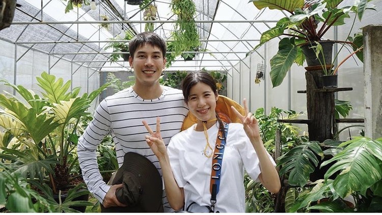เอสเธอร์-เคน จำใจปิดคาเฟ่เซ่นพิษโควิด วอนคนที่เกี่ยวข้องช่วยเห็นใจด้วย