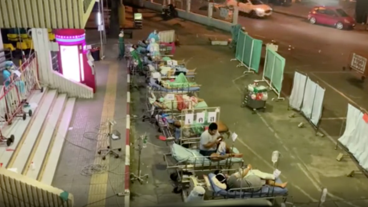 ผอ.รพ.สระบุรี แจงผู้ป่วยล้นออกนอก รพ. พักคอย ตรวจยืนยันโควิด-19