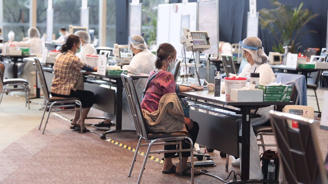 เปิด 25 จุดฉีดวัคซีนโควิด-19 ในกรุงเทพฯ ให้ผู้สูงอายุ 60 ปีขึ้นไป