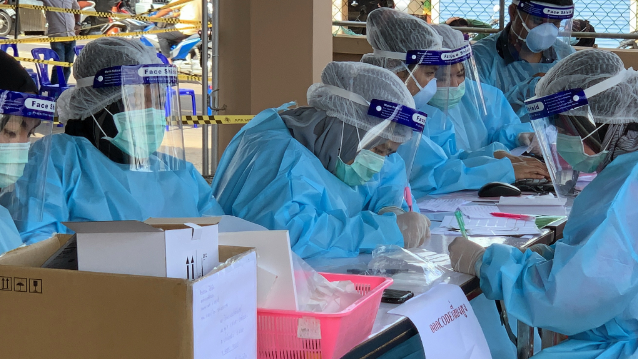 เจออีก คลัสเตอร์ใหม่ กระจาย 8 จังหวัด โรงงานเฟอร์นิเจอร์ ติดโควิด 60 ราย