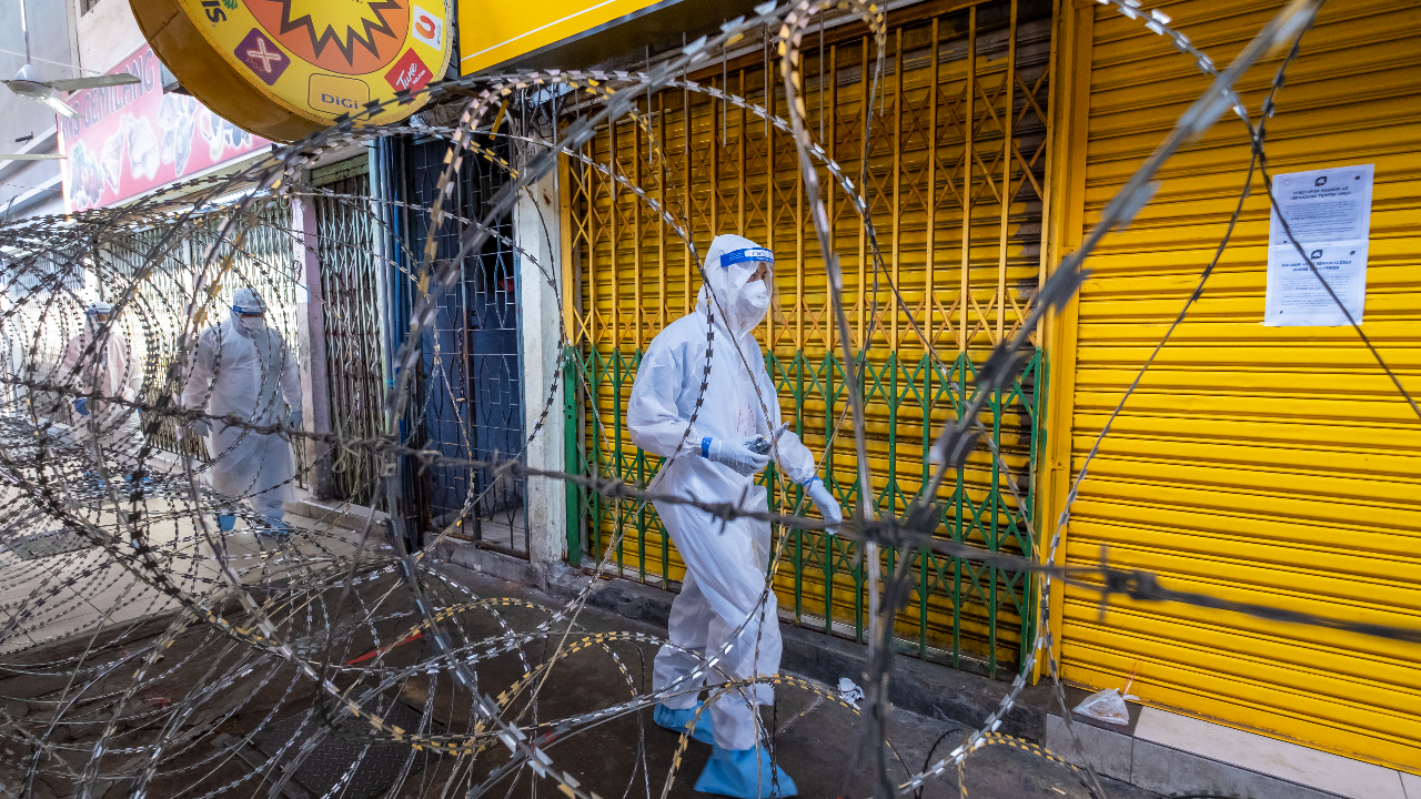 คลัสเตอร์ใหม่วันนี้พุ่ง เจอทั่วประเทศ 10 แห่ง กทม.เฝ้าระวังรวม 136 ที่