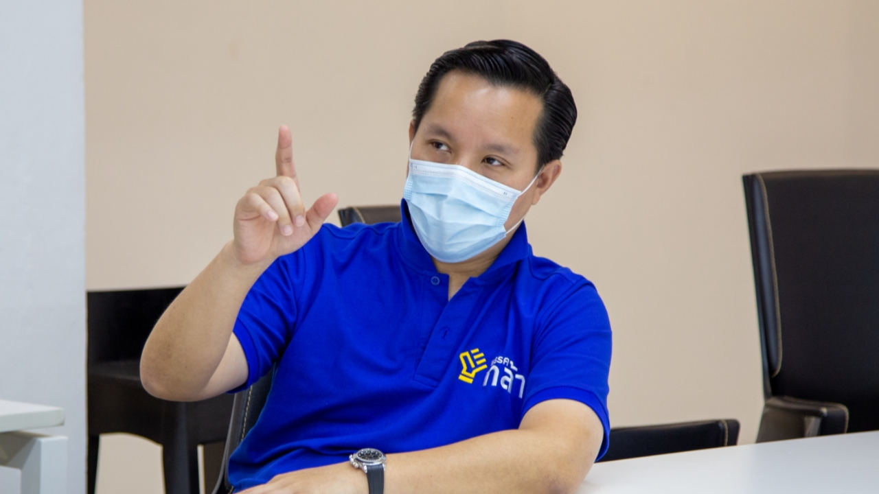 เลขาฯ พรรคกล้า ป้อง ดารา วิจารณ์รัฐบาลในฐานะประชาชน จี้ ต้องฟังไม่ใช่ไล่ฟ้อง