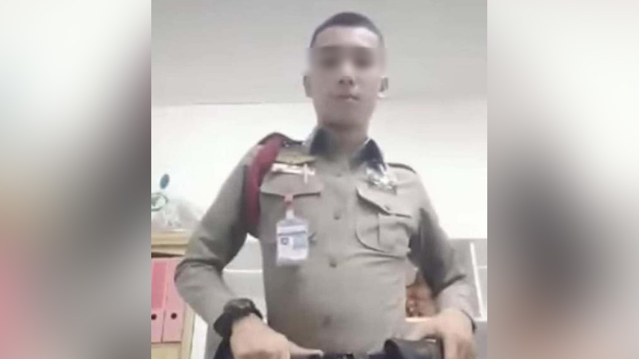 สั่งพักงานแล้ว อาสาตำรวจขอนแก่นคึกจัด สวมเครื่องแบบ ถ่ายคลิปลง TikTok