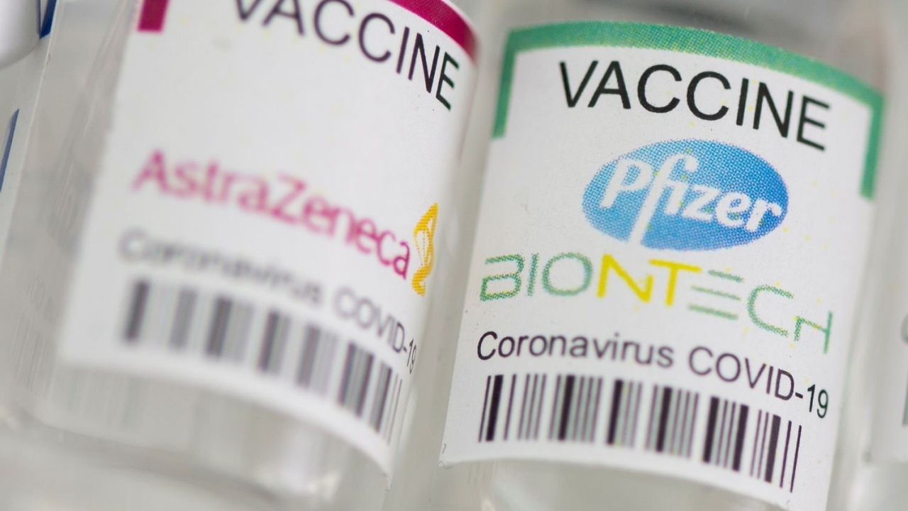 คกก.วัคซีนแคนาดาอนุญาต ฉีดวัคซีนต้านโควิดต่างชนิดกันได้