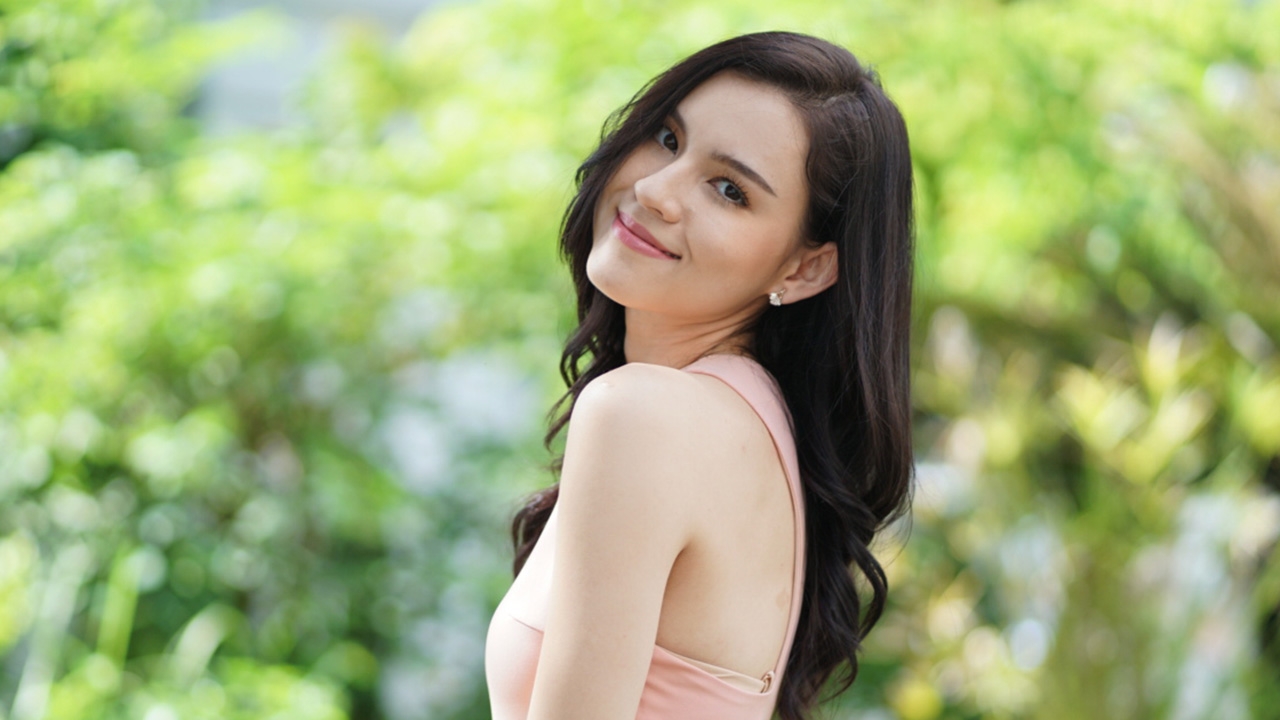 "แก้วใส" ได้เรียนรู้เรื่องรัก ชวนลุ้นจะลงเอยกับใคร ในละคร "ฟ้า หิน ดิน ทราย"