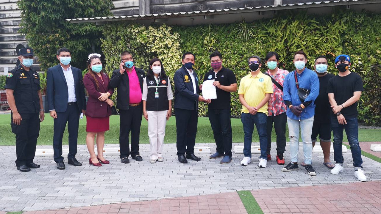 กทม. ฉีดวัคซีนโควิดให้ประชาชน - ส.ผู้สื่อข่าวกีฬาออนไลน์