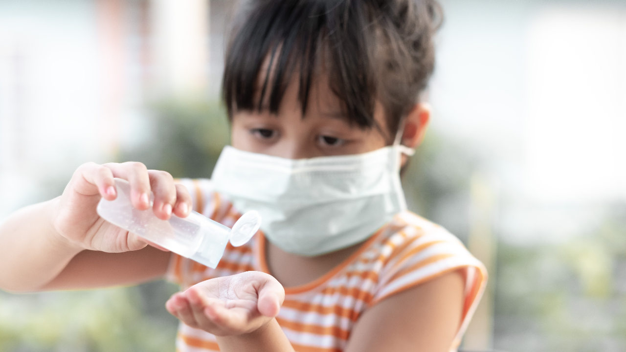 สธ. เผยคนไทยยกการ์ดสูงเท่าการระบาดระลอกแรก ความต้องการฉีดวัคซีนสูงขึ้น