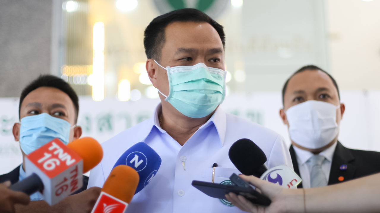 "อนุทิน" เผย สัปดาห์นี้รับวัคซีนแอสตราเซเนกาแล้วกว่า 1.5 ล้านโดส 