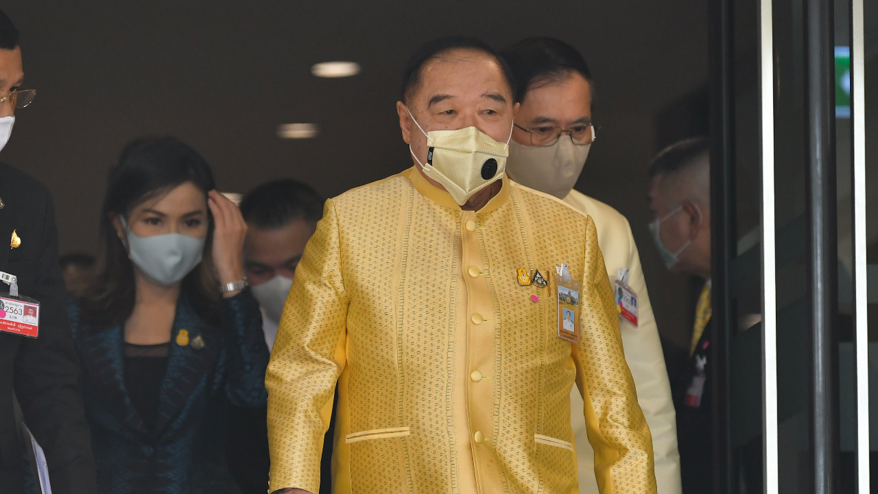 “บิ๊กป้อม” ยื่นลาราชการ 18 มิ.ย. นี้ คาดร่วมวงประชุมใหญ่พลังประชารัฐ
